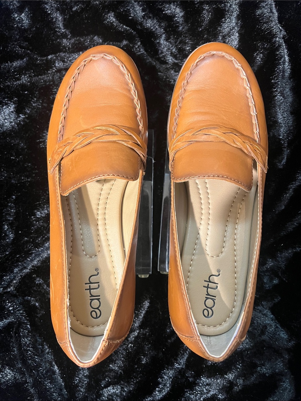 Earth Women's Cognac Leather Slip-On Loafers - Picture 4 of 10